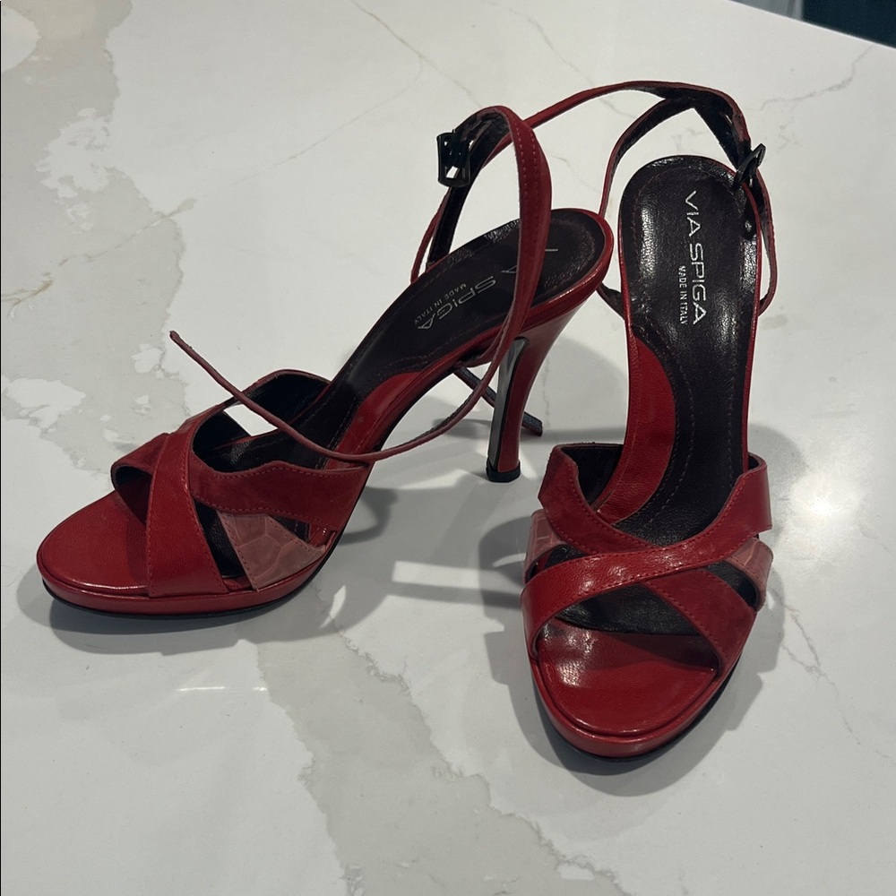 Via Spiga Elegant Red Heels